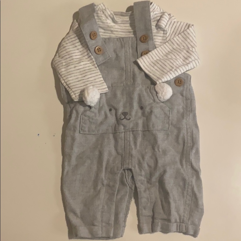 Carters NB baby outfit